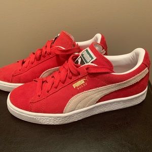 Red pumas ❤️